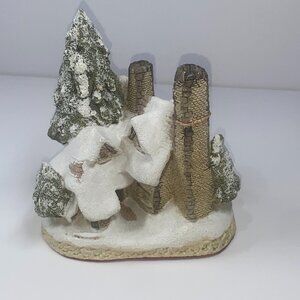 Snow Cottage by David Winter 5 x 5 Inches